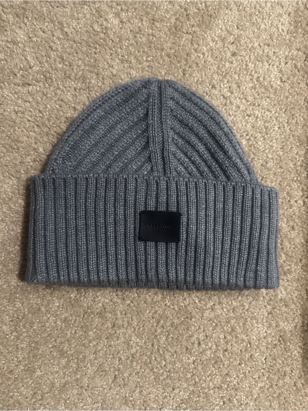 rag & bone rib knit beanie in light gray-blue